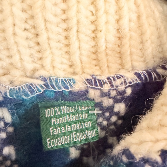 Vintage Handmade 100% Wool Sweater Blue Cream Ecuador | Chunky Knit - Picture 3 of 9